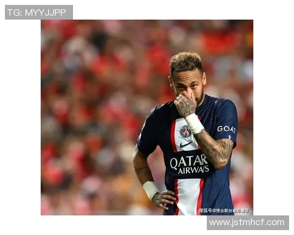 巴黎圣日耳曼宣布签下巴西后卫，球队阵容再添强援